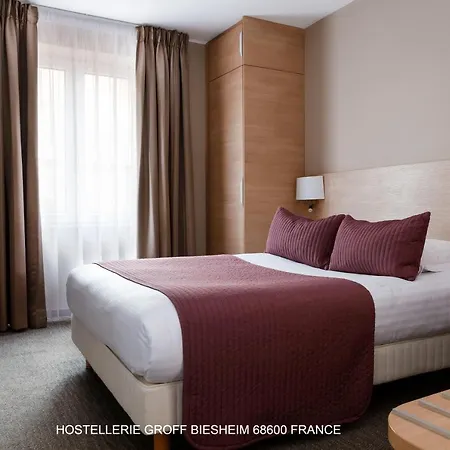 Aux Deux Clefs Hostellerie Groff Biesheim Exterior photo